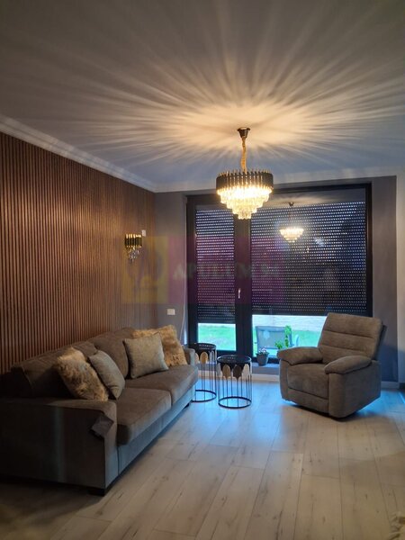 Vila tip  duplex Otopeni- 23 August.